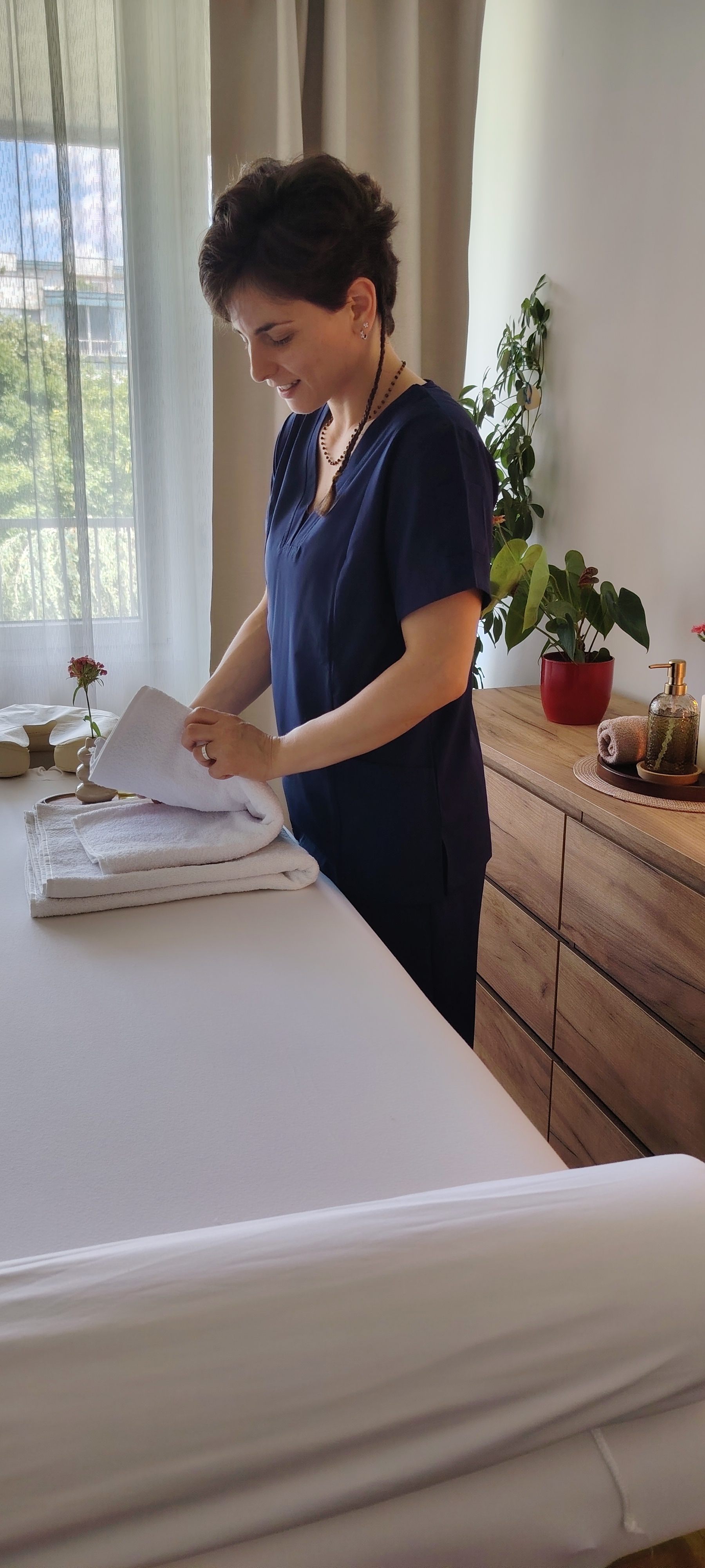 priprema masažnog stola u Stribog salonu